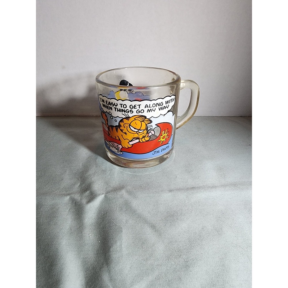 Vintage 1978 Garfield And Friends Odie‎ McDonalds Glass Mug Coffee Cup